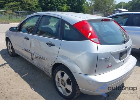 2005 Ford Focus Zx5 z USA, uszkodzony, nr VIN 3FAFP37N95R106453